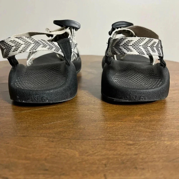 Chaco Z2 Classics Black and Cream W6 - Picture 4 of 4